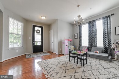 43967 Swift Fox Dr, California, MD 20619 - photo 2