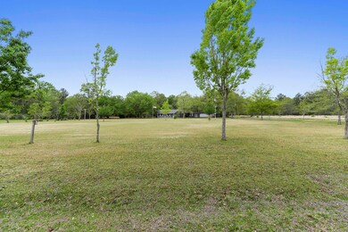 4001 Kasper Rd, Moss Point, MS 39562 - photo 4