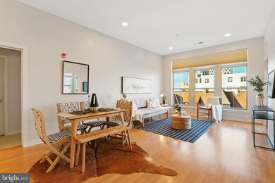 Twelve 09 unit 325, Baltimore, MD 21201 - photo 2