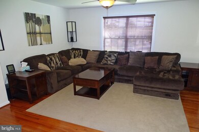 205 Packard Ave, Glen Burnie, MD 21061 - photo 2