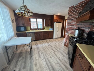 149 Oakland St unit 1, Malden, MA 02148 - photo 4