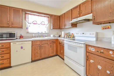 1125 W Washington St, Allentown, PA 18102 - photo 6