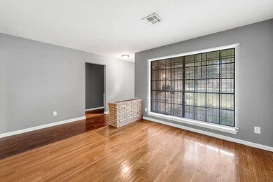 8710 Bertwood St, Houston, TX 77016 - photo 4