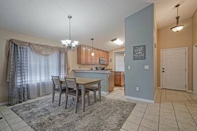 1216 Lexie Dr-10