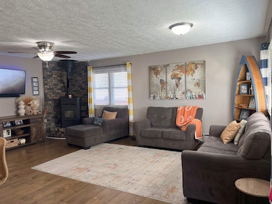 1405 W B St, North Platte, NE 69101 - photo 4