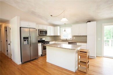 11 Greening Ln, Warwick, RI 02889 - photo 6