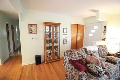 40 Jennifer Rd, Schenectady, NY 12302 - photo 5