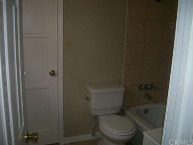 16620 E St, Victorville, CA 92395 - photo 7