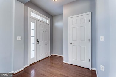 2396 Battery Hill Cir, Woodbridge, VA 22191 - photo 5