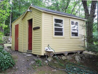 SHED-WORKSHOP-0R BUNK HOUSE