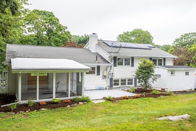 477 Salisbury St, Worcester, MA 01609 - photo 4