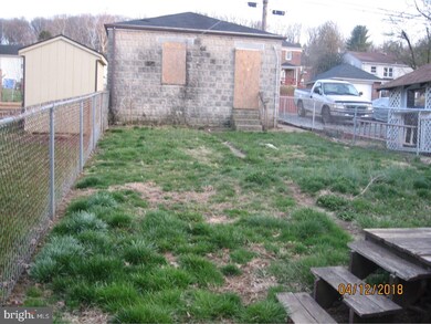 1136 Stirling St, Coatesville, PA 19320 - photo 4