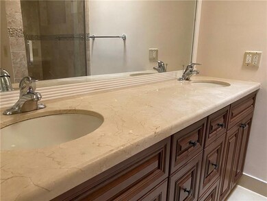 2ND MASTER BATH