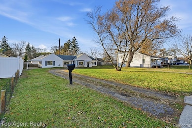 23615 Columbus Ave, Warren, MI 48089 - photo 6