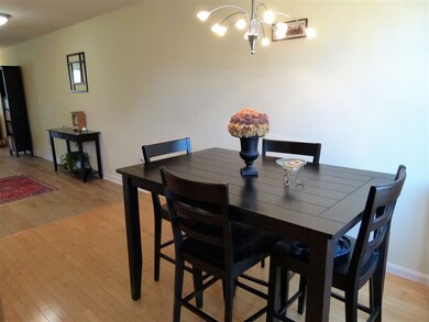 721 Mammoth Rd unit 13, Manchester, NH 03104 - photo 6