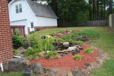 2317 Emerywood Rd, Greensboro, NC 27403 - photo 4