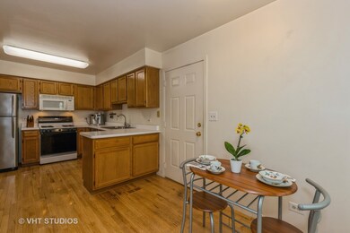 105 Welwyn St unit 14C, Lake Bluff, IL 60044 - photo 4