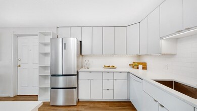 94 Beacon St unit 11, Somerville, MA 02143 - photo 4