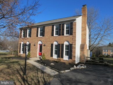 630 Tanglewood Dr, Sykesville, MD 21784 - photo 2