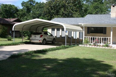 2824 Mandeville Ln, Pensacola, FL 32526 - photo 4