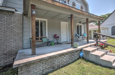 114 E 6th St, Claremore, OK 74017 - photo 3