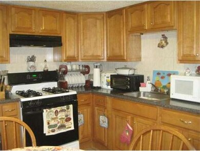 58 Whiting St, Lynn, MA 01902 - photo 2