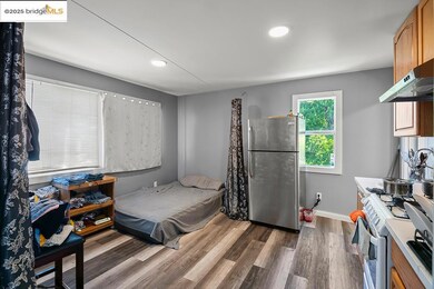 2004 27th Ave, Oakland, CA 94601 - photo 4