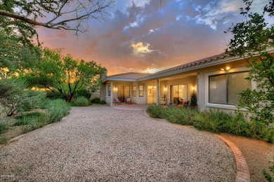 98 E Golden Sun Place, Tucson, AZ 85737 - photo 2