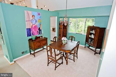 2109 Grayson Place, Falls Church, VA 22043 - photo 6