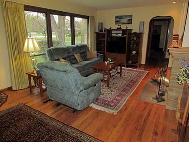 1175 E Cooke Rd, Columbus, OH 43224 - photo 4