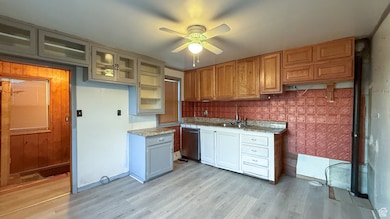 141 Denver Ave, East Carbon, UT 84520 - photo 4