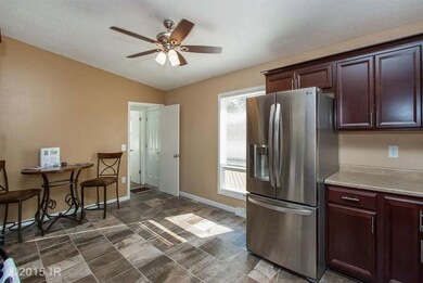 2536 E Ovid Ave, Des Moines, IA 50317 - photo 4