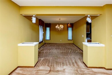 1708 NW 99th Ct, Clive, IA 50325 - photo 5