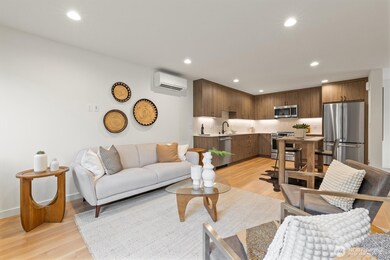 2212 Broadway E, Seattle, WA 98102 - photo 5