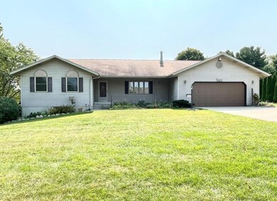 2402 E 150 N, La Porte, IN 46350 - photo 2