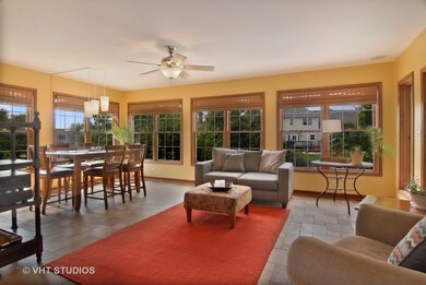 1081 Weston Cir unit 4, Batavia, IL 60510 - photo 4