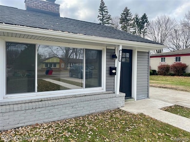 17639 Addison St, Southfield, MI 48075 - photo 4