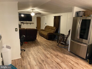 4660 Sycamore Grove Rd unit 61, Chambersburg, PA 17202 - photo 5