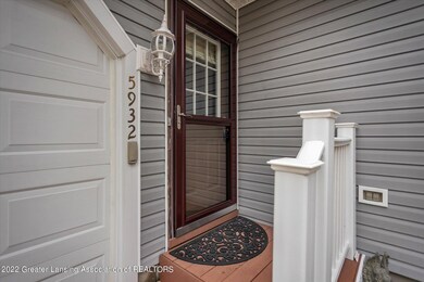 5932 Ellendale Dr, Lansing, MI 48911 - photo 4
