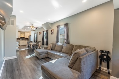 714 S Joliet St, Joliet, IL 60436 - photo 2