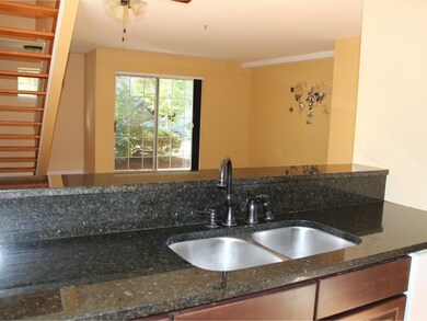 7 Hildred Dr unit 7, Burlington, VT 05401 - photo 3