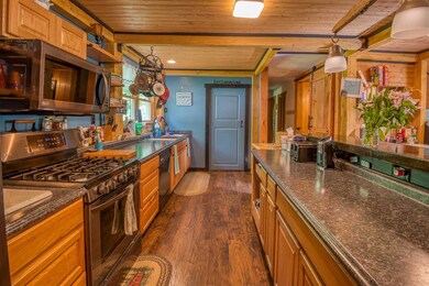 120 Turner St, Bethlehem, NH 03574 - photo 5