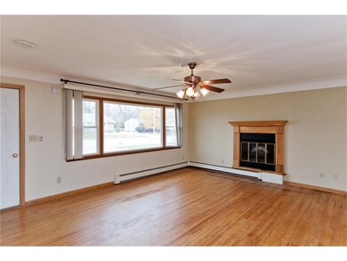 200 Edgewood Rd NW, Cedar Rapids, IA 52405 - photo 5