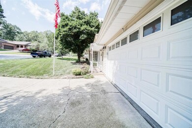 907 Cypress Dr, Rolla, MO 65401 - photo 3