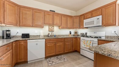 311 W Cresse Ave unit 2, Wildwood, NJ 08260 - photo 5