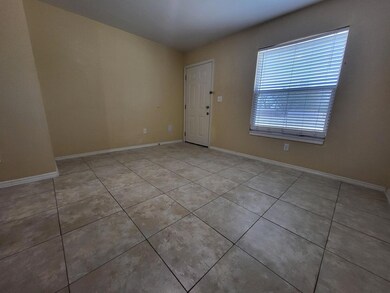7365 N Loop Dr unit 1, El Paso, TX 79915 - photo 3