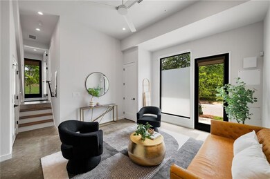 First Floor Studio with Separate Entry