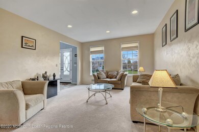 06-Living Room