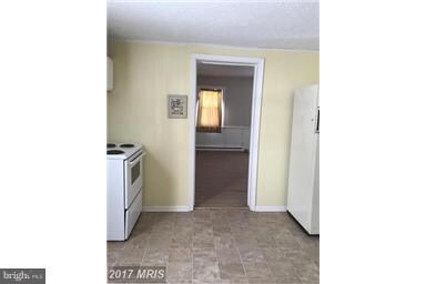 537 Longmarsh Rd, Berryville, VA 22611 - photo 5