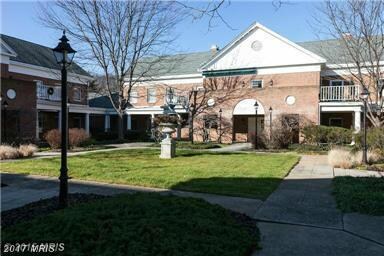 516 Brightwood Club Dr, Lutherville Timonium, MD 21093 - photo 2